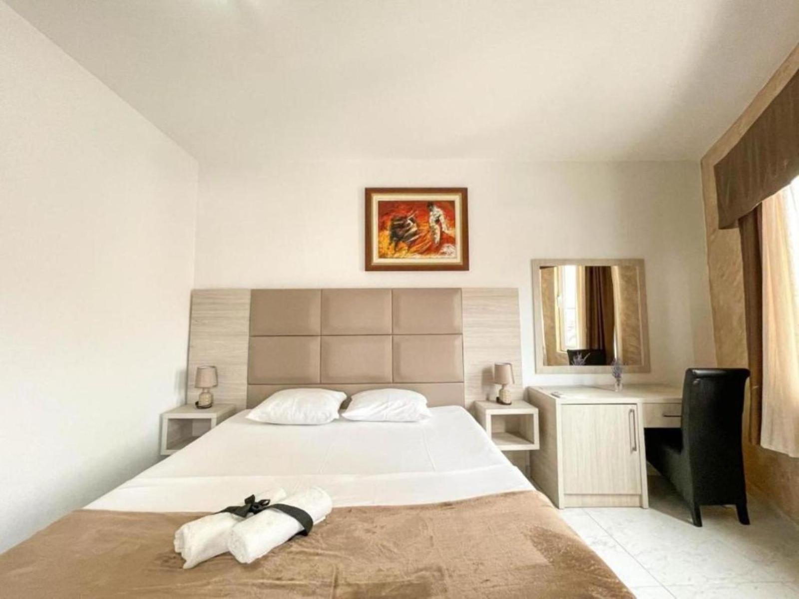 Imperial Hotel Ulcinj Exterior photo
